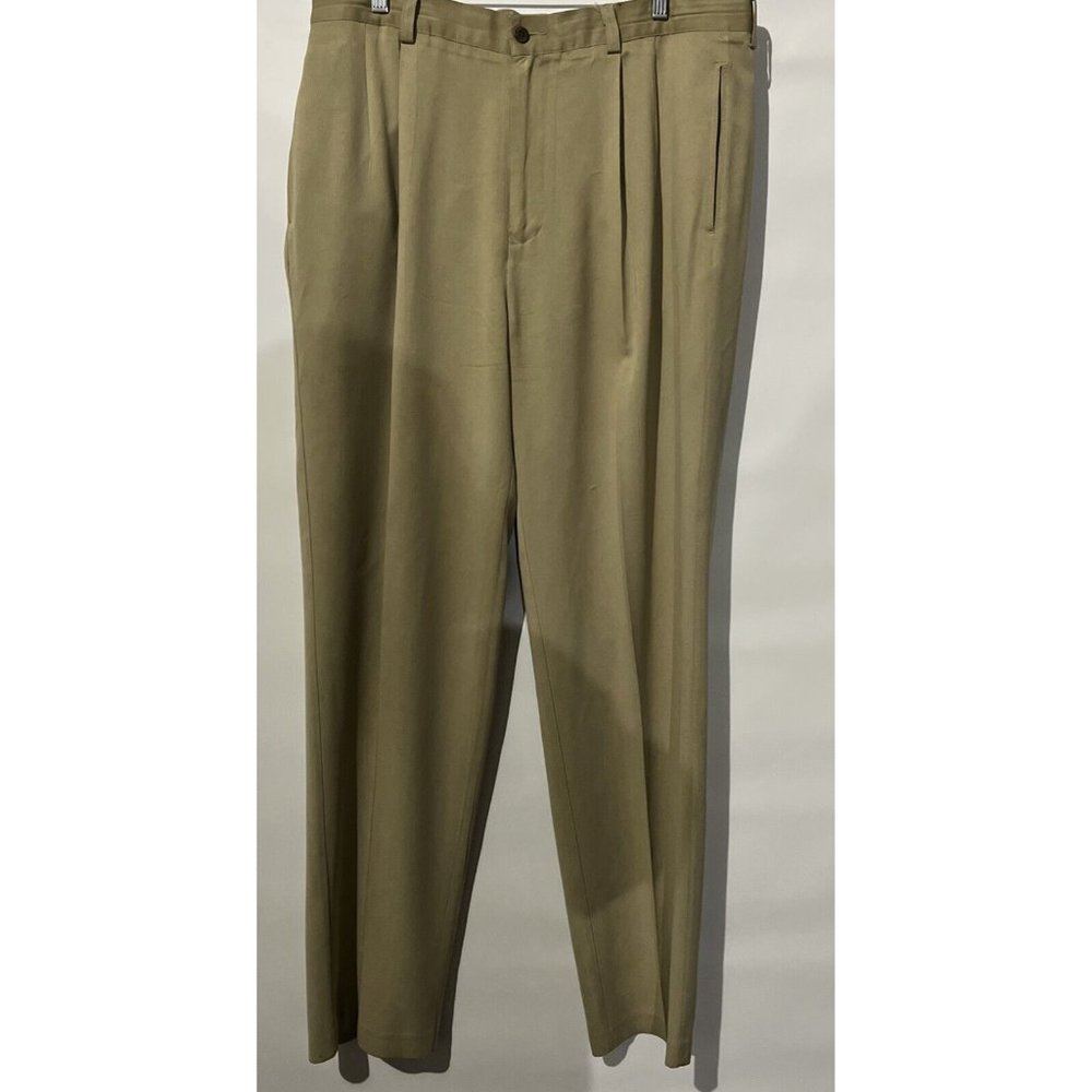 TOMMY BAHAMA Mens 36WX33L‎ Khaki Pants-Straight Leg- 100% Silk B9